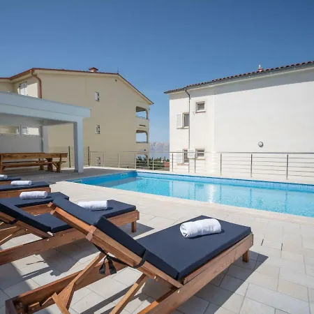 Josipa-3 아파트 클레노비차